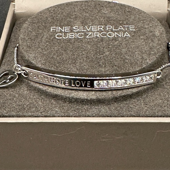 Silver plated cubic zirconia “Faith Hope Love” bracelet NWT - Picture 2 of 5